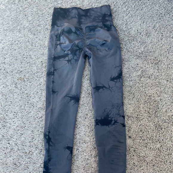 Scrunch booty leggings - Picture 2 of 4